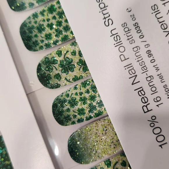 Color Street Show Me The Green Bundle - Picture 4 of 6